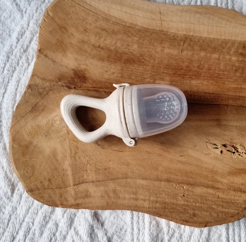 Fruit Feeder Fopspeen - Beige Gestippeld - Afbeelding 3